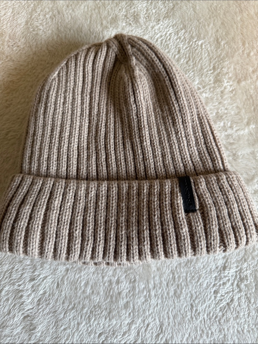 Ben Sherman Chunky Ribbed Knit Cuffed Beanie Hat – Taupe / Beige – OS